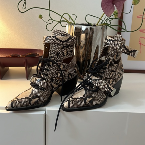 Unworn Chloe Rylee boots in python - Picture 3 of 5